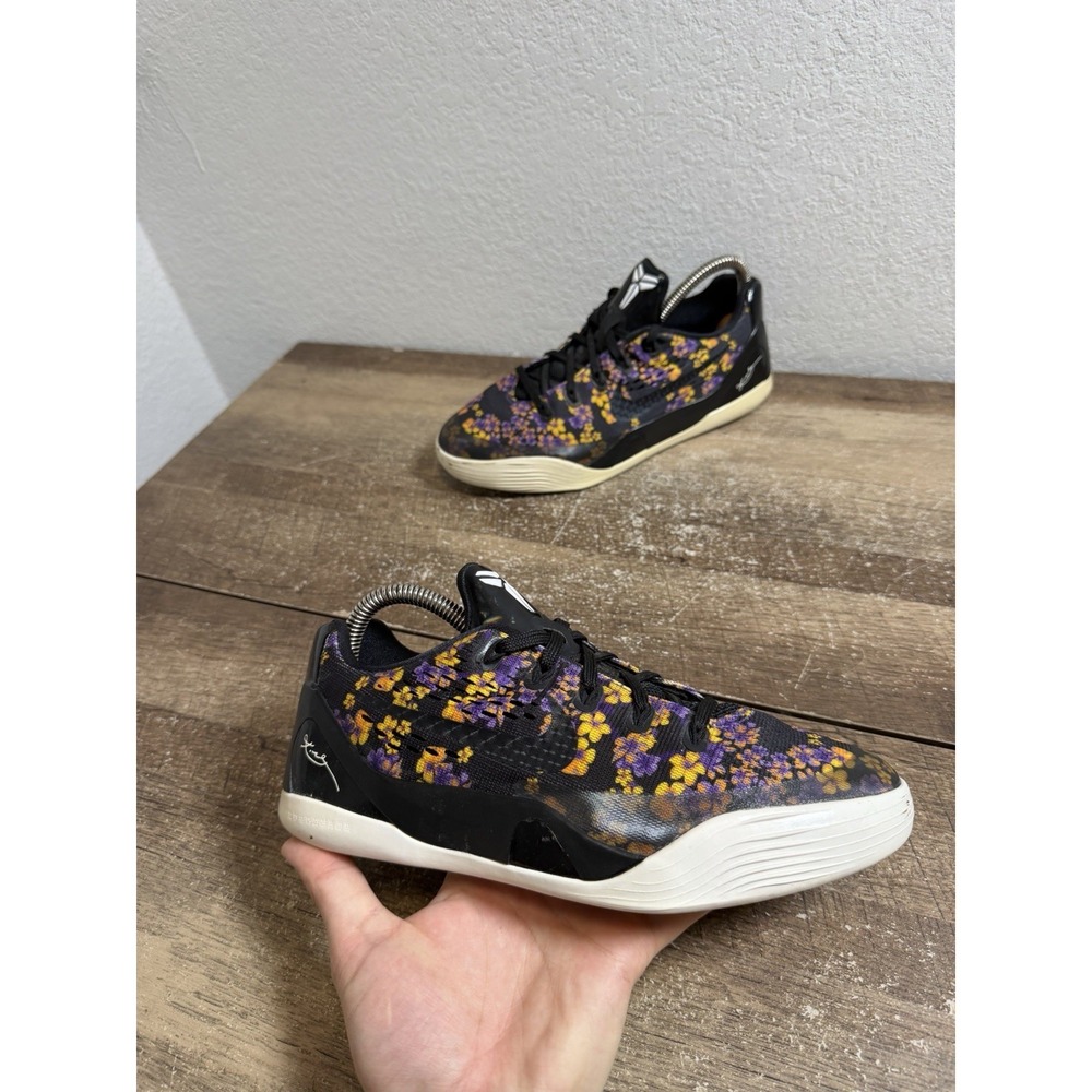 Nike Kobe 9 EM Size 5Y GS 8.5W 677619-001‎ Floral Basketball Kids Youth Sneakers